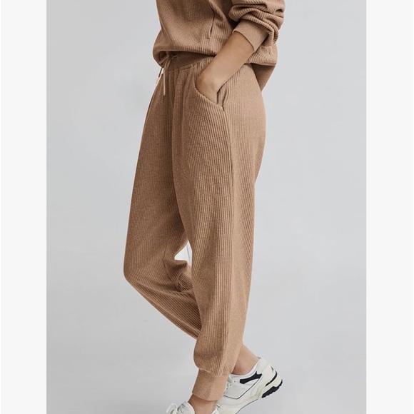 pretty garden 2 piece jogger set - Picture 4 of 4